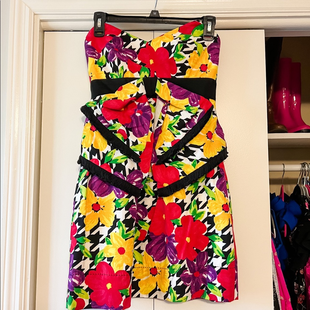 Phoebe Couture strapless Floral Bow dress. Gorgeous for Easter/Kentucky Derby